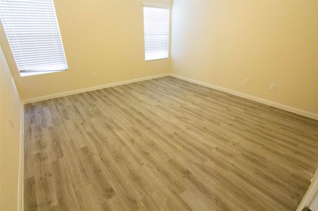 301 N Meadows Drive, Willis, TX 77378