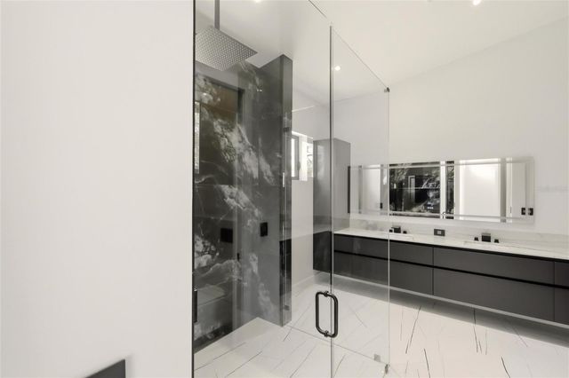 2089 ARLINGTON STREET, Sarasota, FL 34239