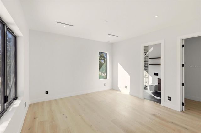 2089 ARLINGTON STREET, Sarasota, FL 34239