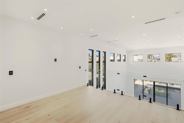 2089 ARLINGTON STREET, Sarasota, FL 34239