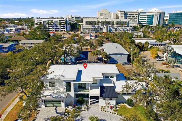 2089 ARLINGTON STREET, Sarasota, FL 34239