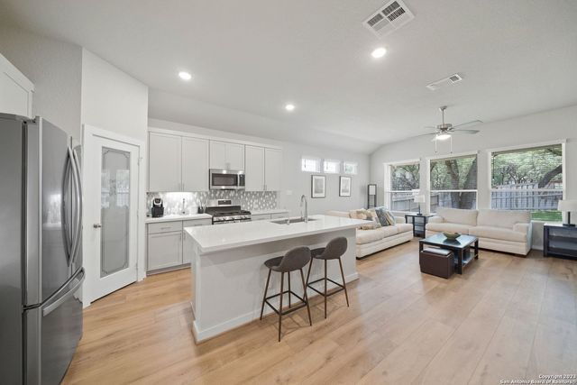 12710 Westeros Path, San Antonio, TX 78249