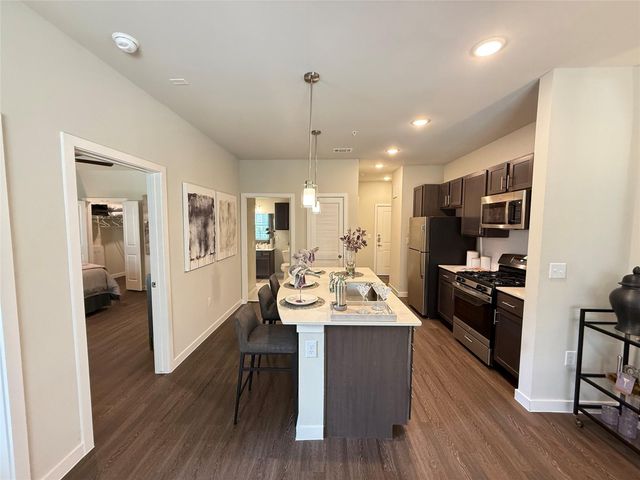 2102 Antoine Drive A2.2306, Houston, TX 77055