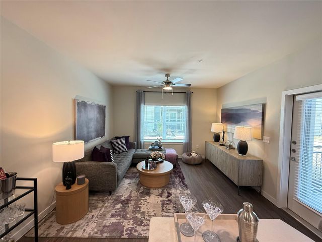 2102 Antoine Drive A2.2306, Houston, TX 77055