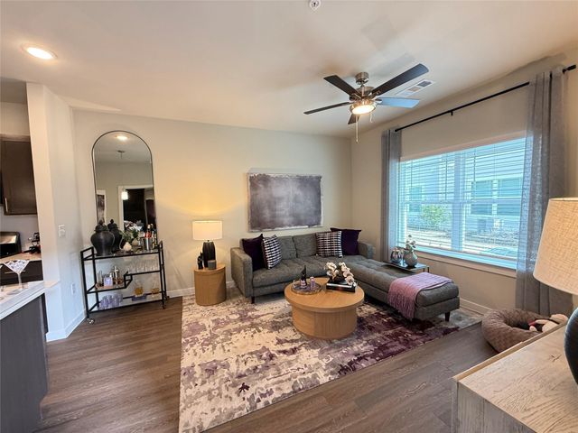 2102 Antoine Drive A2.2306, Houston, TX 77055