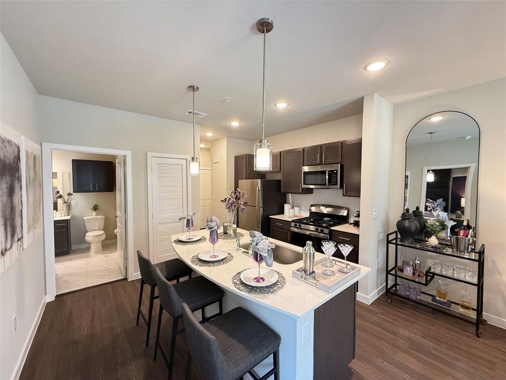2102 Antoine Drive A2.2306, Houston, TX 77055