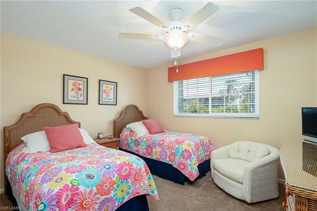 6916 Winkler RD, Fort Myers, FL 33919