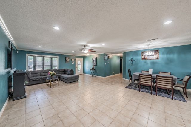 713 Keystone Street, Mesquite, TX 75149