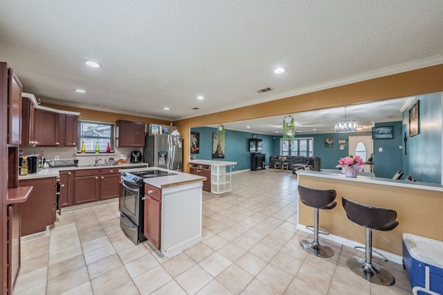 713 Keystone Street, Mesquite, TX 75149
