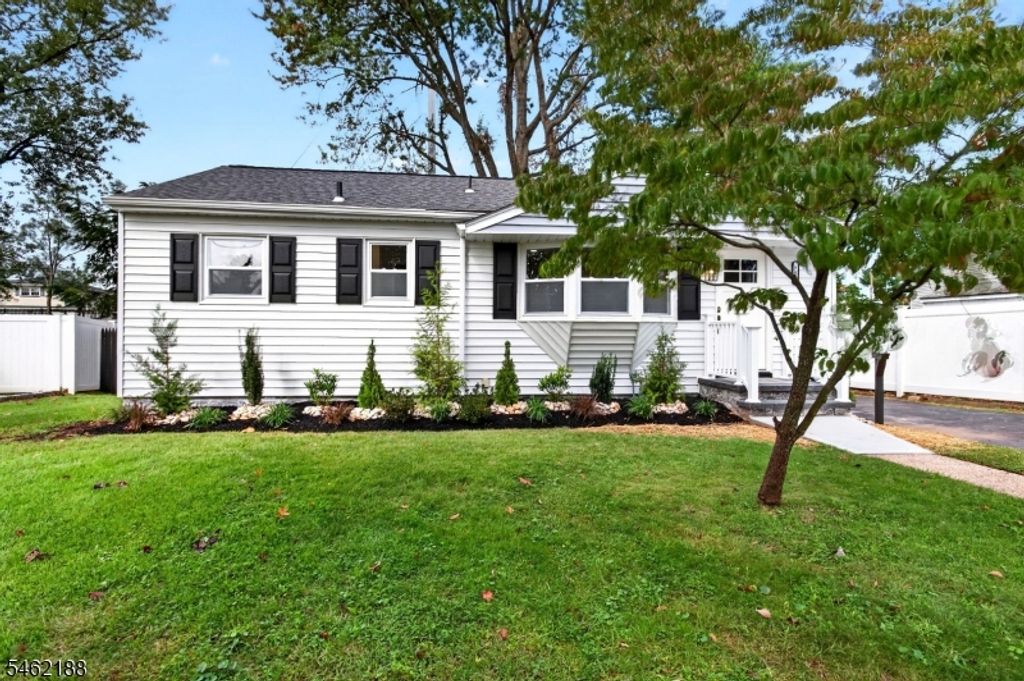 751 Rutherford Ave, Woodbridge Twp., NJ 07095 — exterior