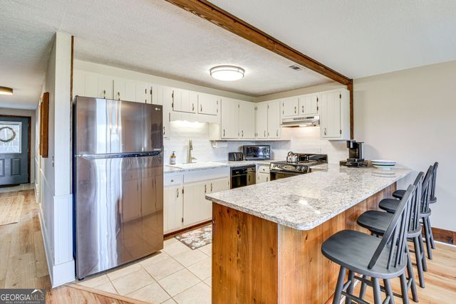 115 Broadmoor Lane, Sky Valley, GA 30537