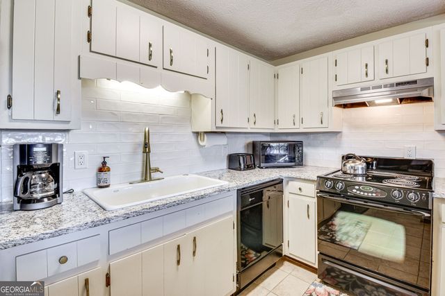 115 Broadmoor Lane, Sky Valley, GA 30537
