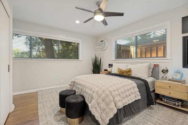 1513 Cedar Hill Avenue, Dallas, TX 75208