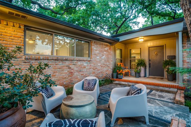 1513 Cedar Hill Avenue, Dallas, TX 75208