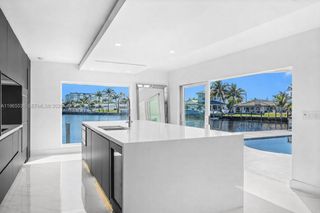 670 SE 7th Ave, Pompano Beach, FL 33060