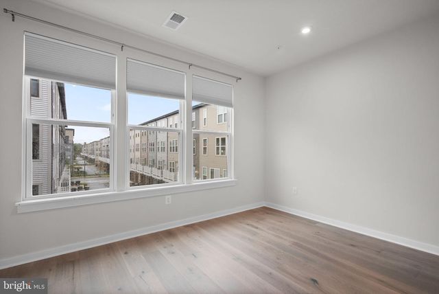 2509 RIVER TERRACE RD, Hyattsville, MD 20782