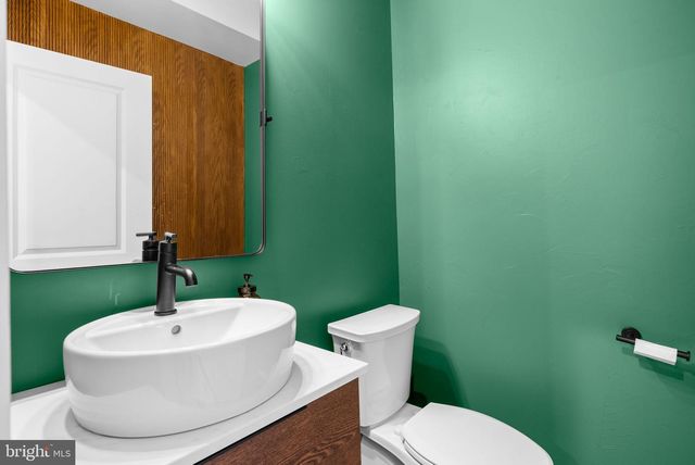 2509 RIVER TERRACE RD, Hyattsville, MD 20782