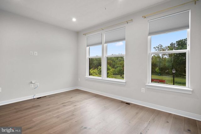 2509 RIVER TERRACE RD, Hyattsville, MD 20782