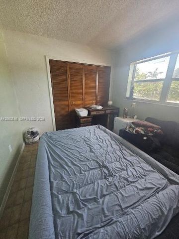 507 Flagami Blvd, Miami, FL 33144