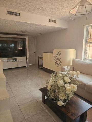 507 Flagami Blvd, Miami, FL 33144