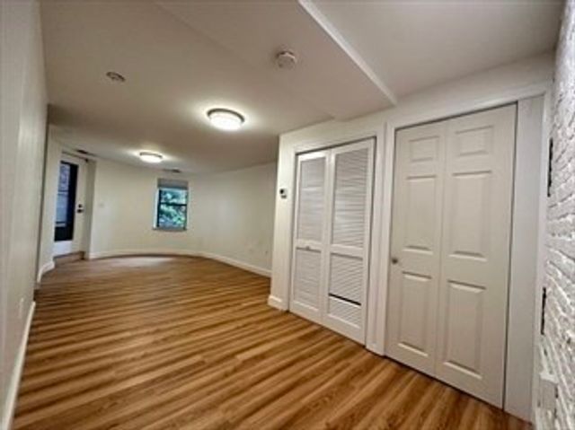 108 Gainsborough St 4W, Boston, MA 02115