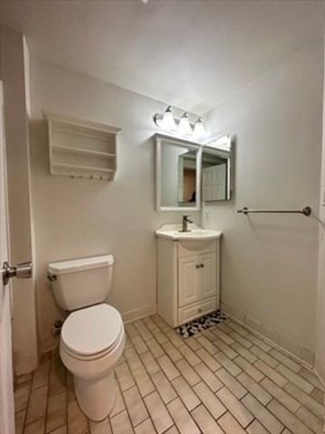 108 Gainsborough St 4W, Boston, MA 02115