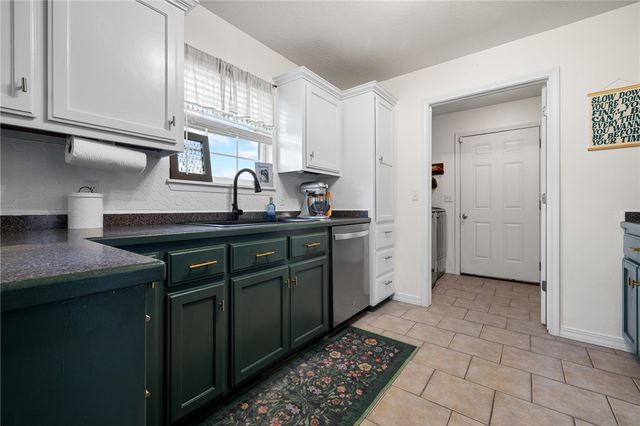 1924 Wellington, Harrison, AR 72601