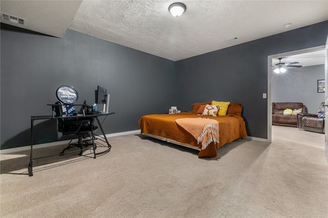 1924 Wellington, Harrison, AR 72601