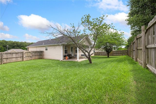 1924 Wellington, Harrison, AR 72601