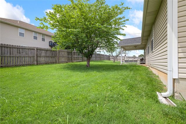 1924 Wellington, Harrison, AR 72601