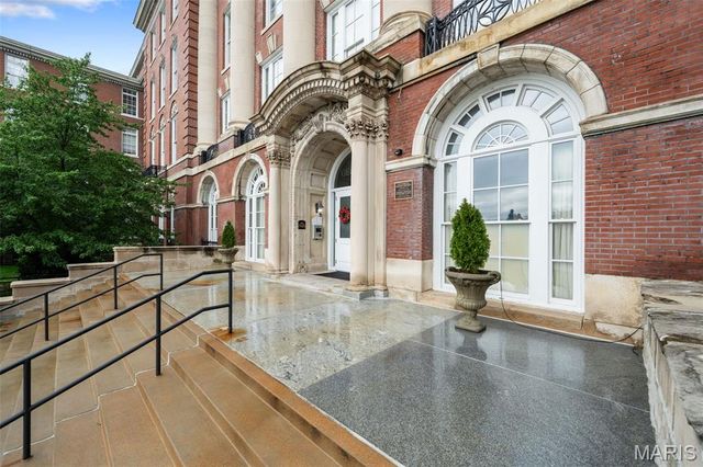 1515 Lafayette Avenue 115, St Louis, MO 63104