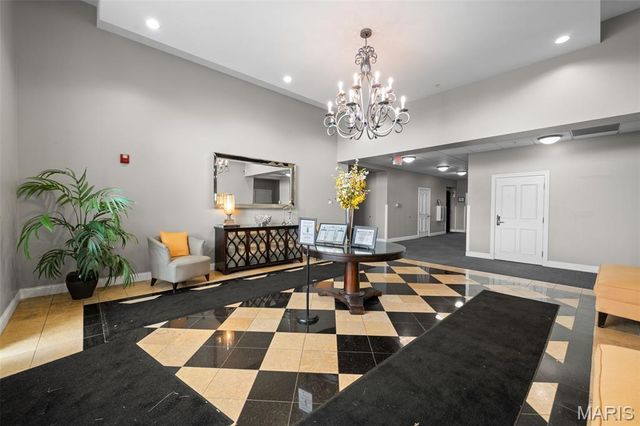 1515 Lafayette Avenue 115, St Louis, MO 63104