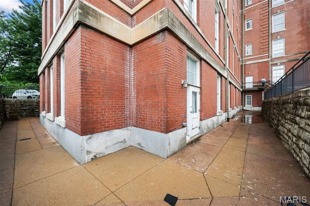 1515 Lafayette Avenue 115, St Louis, MO 63104