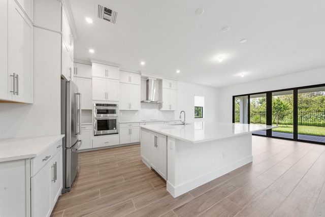 2652 NW 87th Terrace, Cooper City, FL 33024