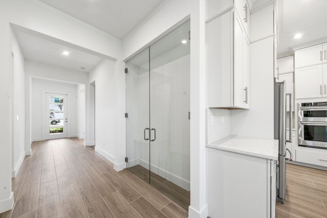 2652 NW 87th Terrace, Cooper City, FL 33024