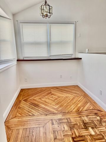 109 Forest Rd, Salisbury, MA 01952