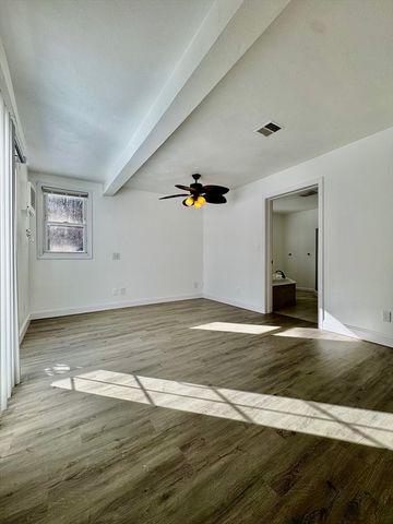 109 Forest Rd, Salisbury, MA 01952