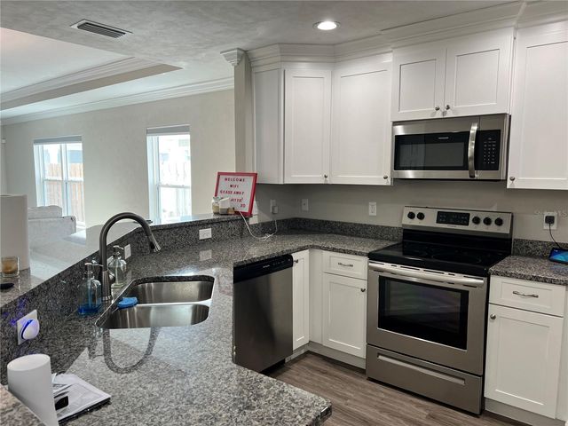 25107 SW 9TH LANE, Newberry, FL 32669