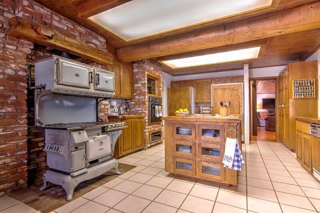 35290 Butterfly Peak Road, Mountain Center, CA 92561
