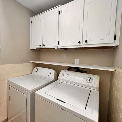 3254 Strawberry Lane, Decatur, GA 30034