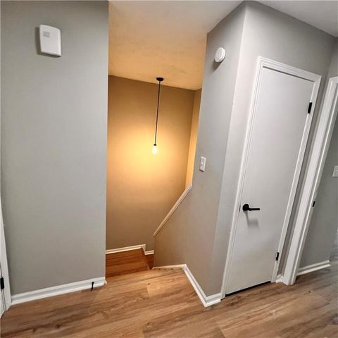 3254 Strawberry Lane, Decatur, GA 30034