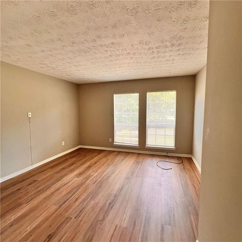3254 Strawberry Lane, Decatur, GA 30034