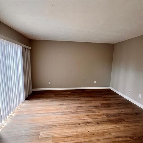 3254 Strawberry Lane, Decatur, GA 30034
