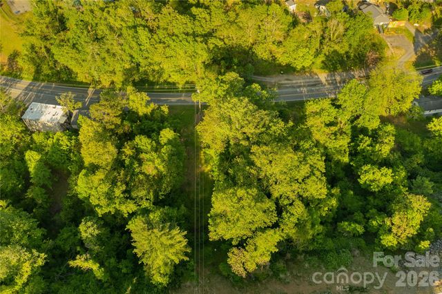 438 Weaverville Road, Asheville, NC 28804