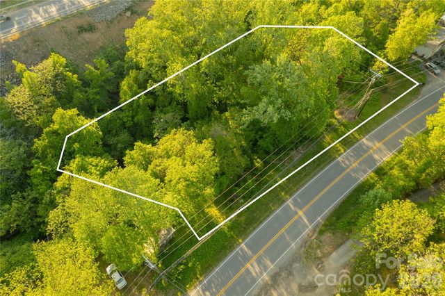 438 Weaverville Road, Asheville, NC 28804