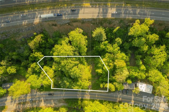 438 Weaverville Road, Asheville, NC 28804