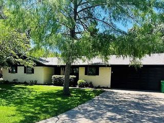 1360 N Charlotte Avenue, Stephenville, TX 76401