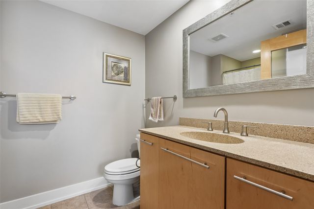 400 Walnut Street 1005, Des Moines, IA 50309