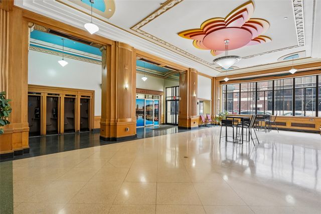 400 Walnut Street 1005, Des Moines, IA 50309