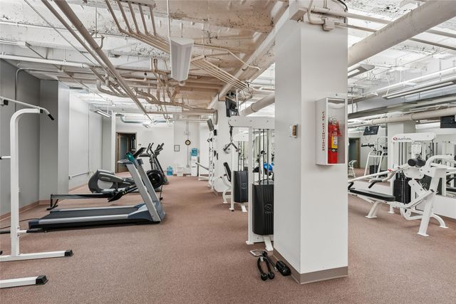 400 Walnut Street 1005, Des Moines, IA 50309